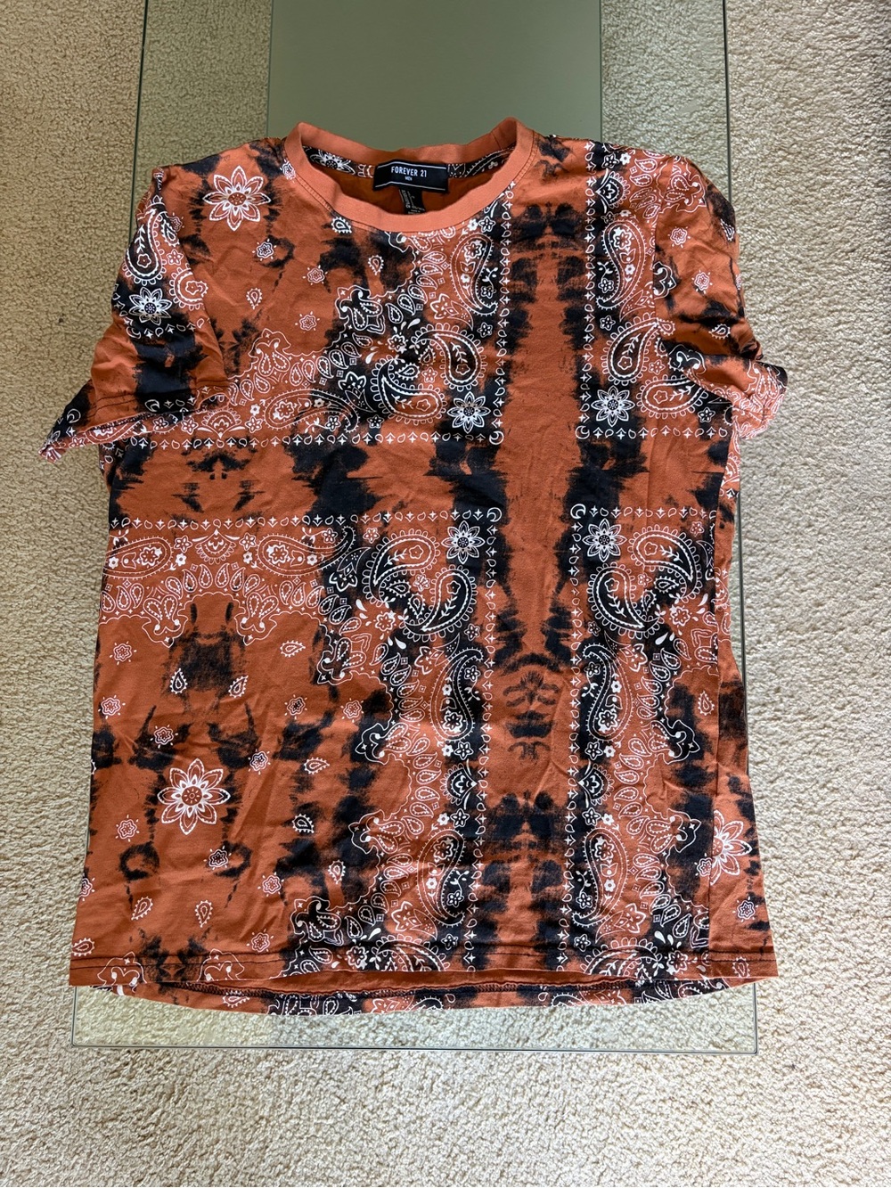 💙 Men’s Forever 21 Tee